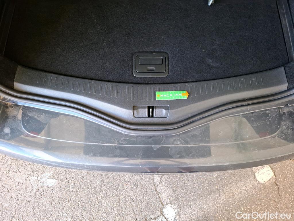  Renault  Megane  IV Estate Techno 1.5 dCi 115CV BVA7 E6d #57