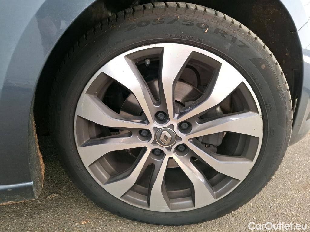  Renault  Megane  IV Estate Techno 1.5 dCi 115CV BVA7 E6d #24