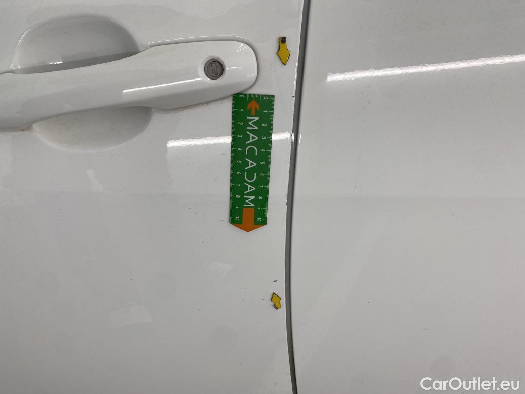  Toyota  Yaris TOYOTA  Hybride / 2019 / 5P / Berline Hybride 116h Dynamic Business Beyond Zer #6