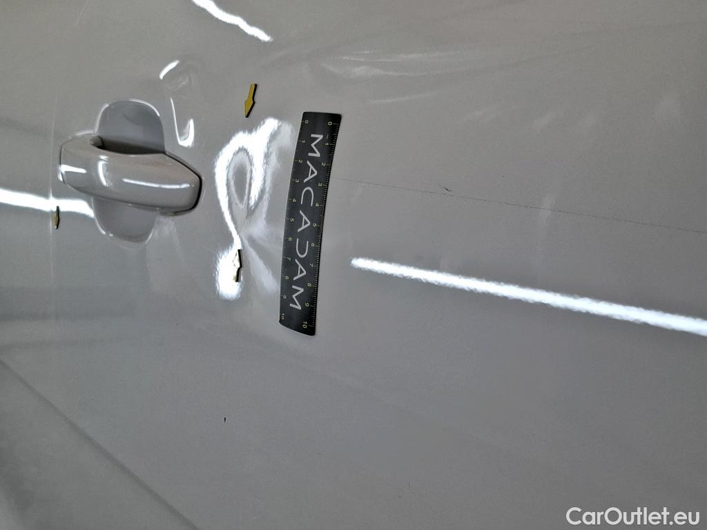  Citroen  C3  Société Feel 1.5 BlueHDI 100CV BVM6 E6dT #2