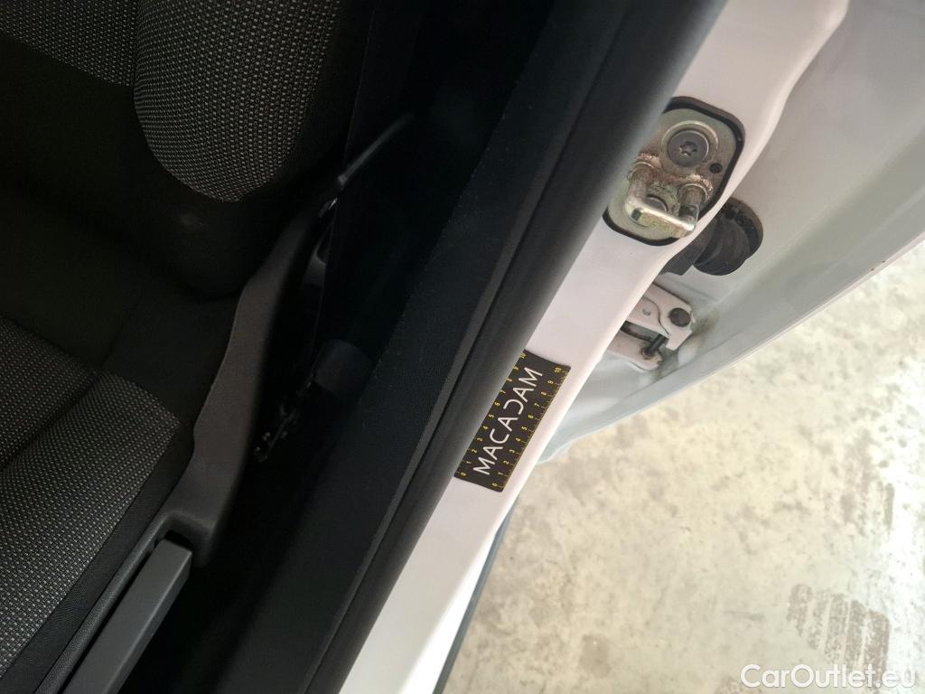  Citroen  C3  Société Feel 1.5 BlueHDI 100CV BVM6 E6dT #27
