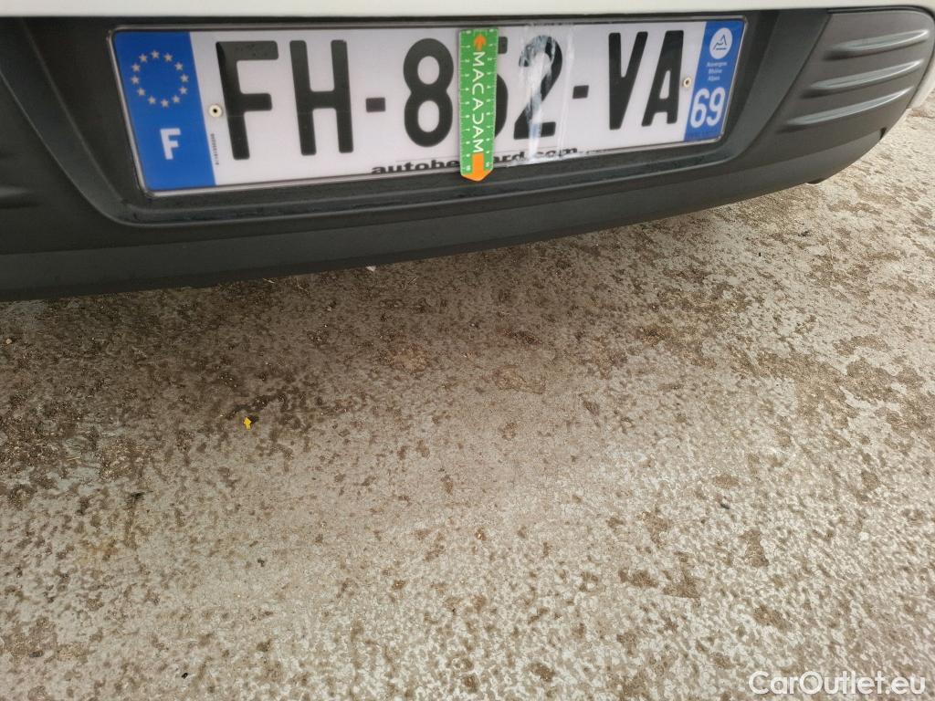  Renault  Clio  IV Air MediaNav 1.5 dCi 75CV BVM5 E6 #24