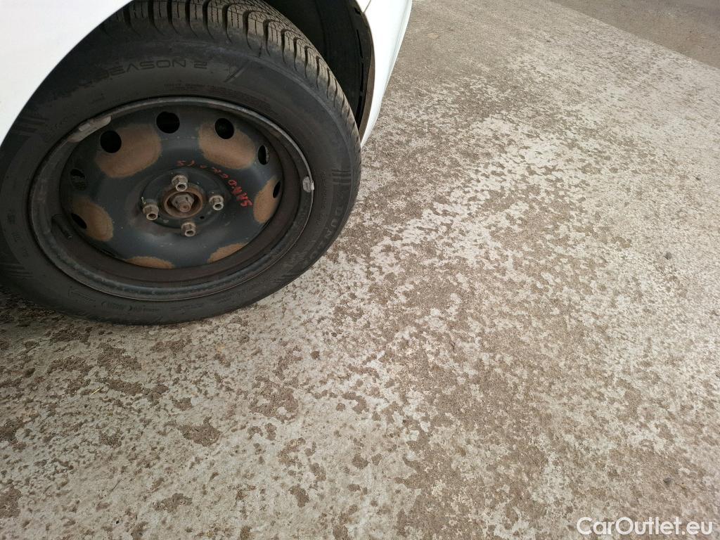  Renault  Clio  IV Air MediaNav 1.5 dCi 75CV BVM5 E6 #31