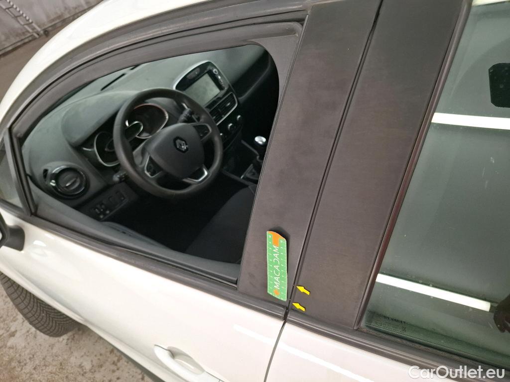  Renault  Clio  IV Air MediaNav 1.5 dCi 75CV BVM5 E6 #19