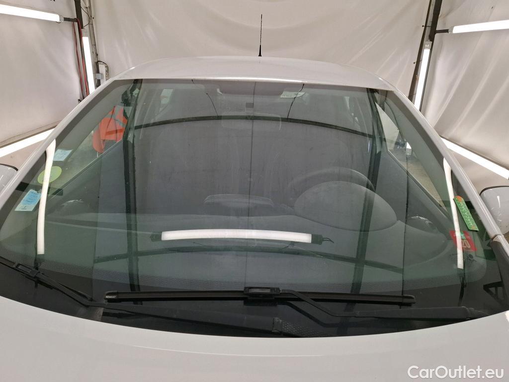  Renault  Clio  IV Air MediaNav 1.5 dCi 75CV BVM5 E6 #21