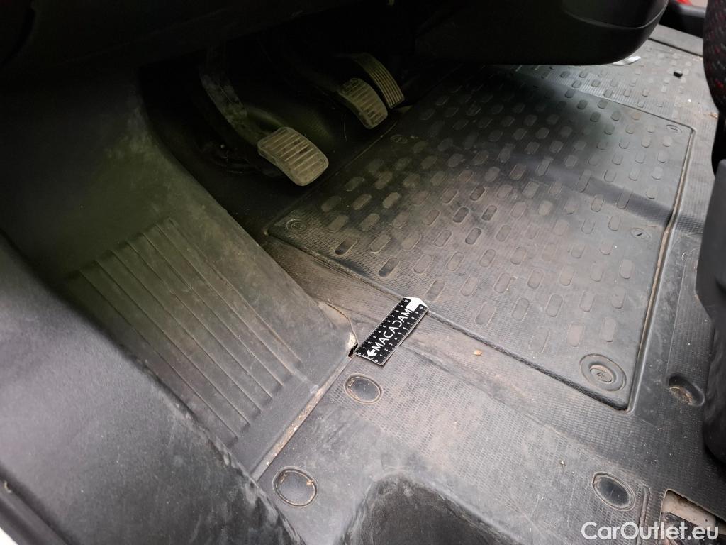  Citroen  Jumper CITROEN  / 2014 / 4P / Fourgon tôlé 30 L2H2 BlueHDi 130 BVM6 Business #37