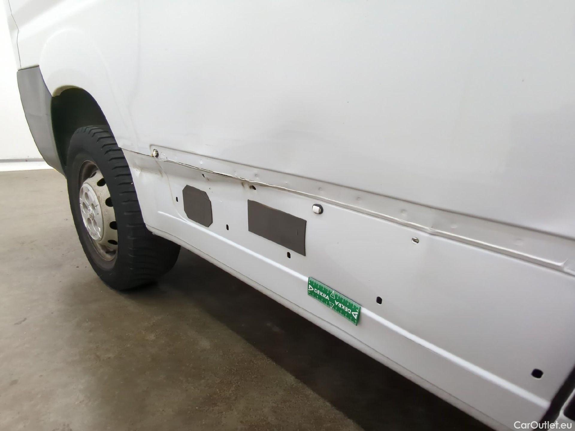  Peugeot  Boxer  Fourgon Surélevé 333 L3H2 Premium BlueHDi 120 Start&Stop 2.2 HDi 120CV BVM6 E6d #16