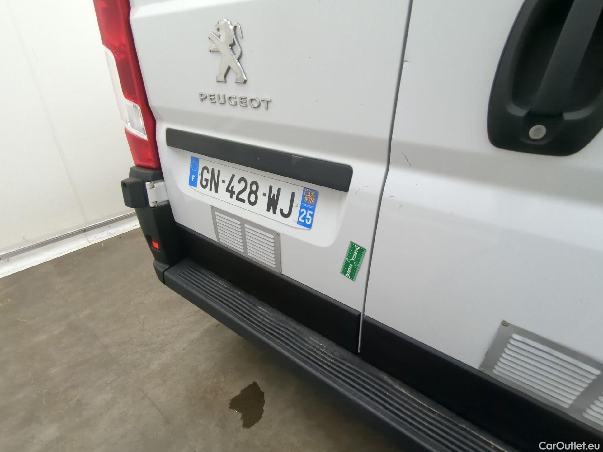  Peugeot  Boxer  Fourgon Surélevé 333 L3H2 Premium BlueHDi 120 Start&Stop 2.2 HDi 120CV BVM6 E6d #40