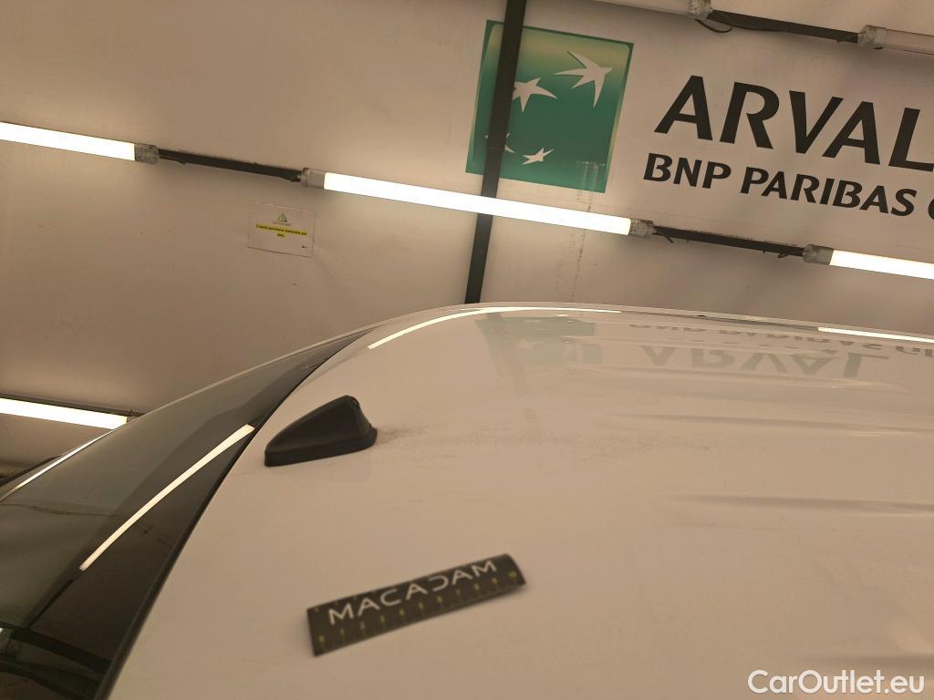  Citroen  Berlingo CITROEN  Van / 2018 / 4P / Fourgonnette Taille M 650kg BlueHDi 100 S&S BVM Club #13