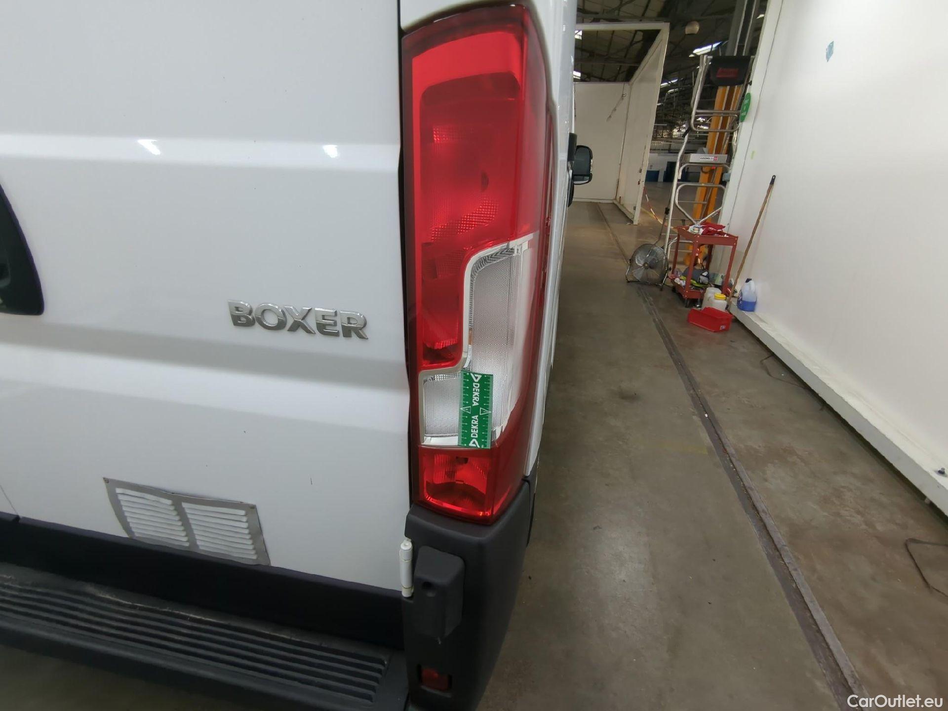  Peugeot  Boxer  Fourgon Surélevé 333 L3H2 Premium BlueHDi 120 Start&Stop 2.2 HDi 120CV BVM6 E6d #45