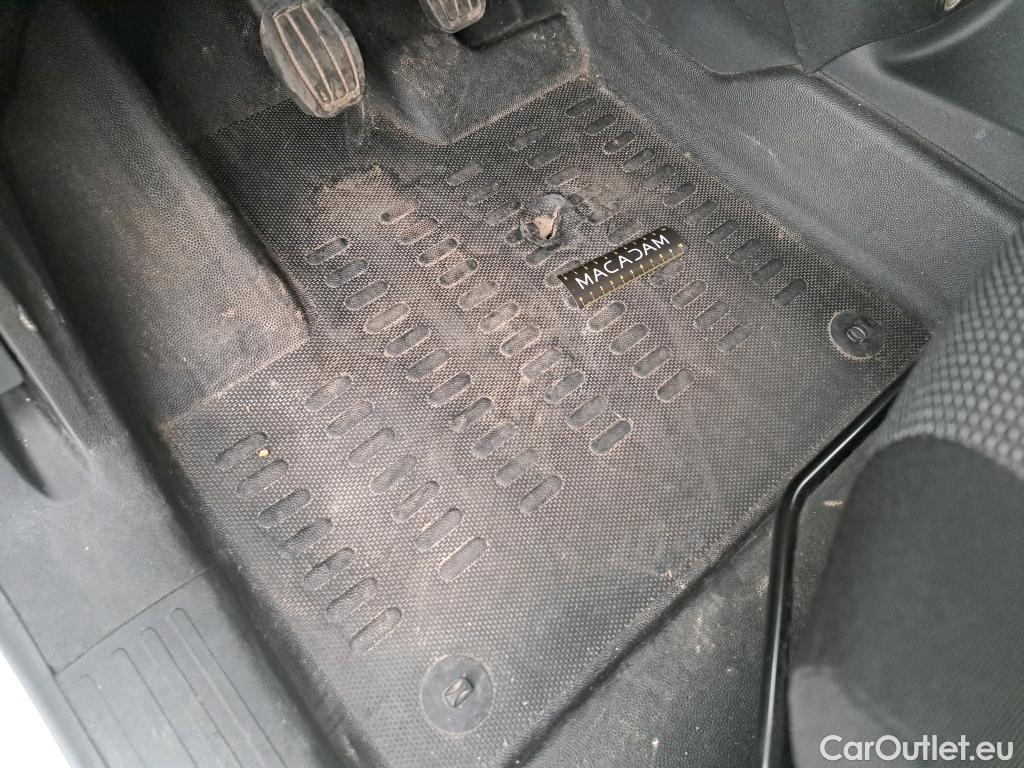  Citroen  Berlingo CITROEN  Van / 2018 / 4P / Fourgonnette Taille M 650kg BlueHDi 100 S&S BVM Club #7