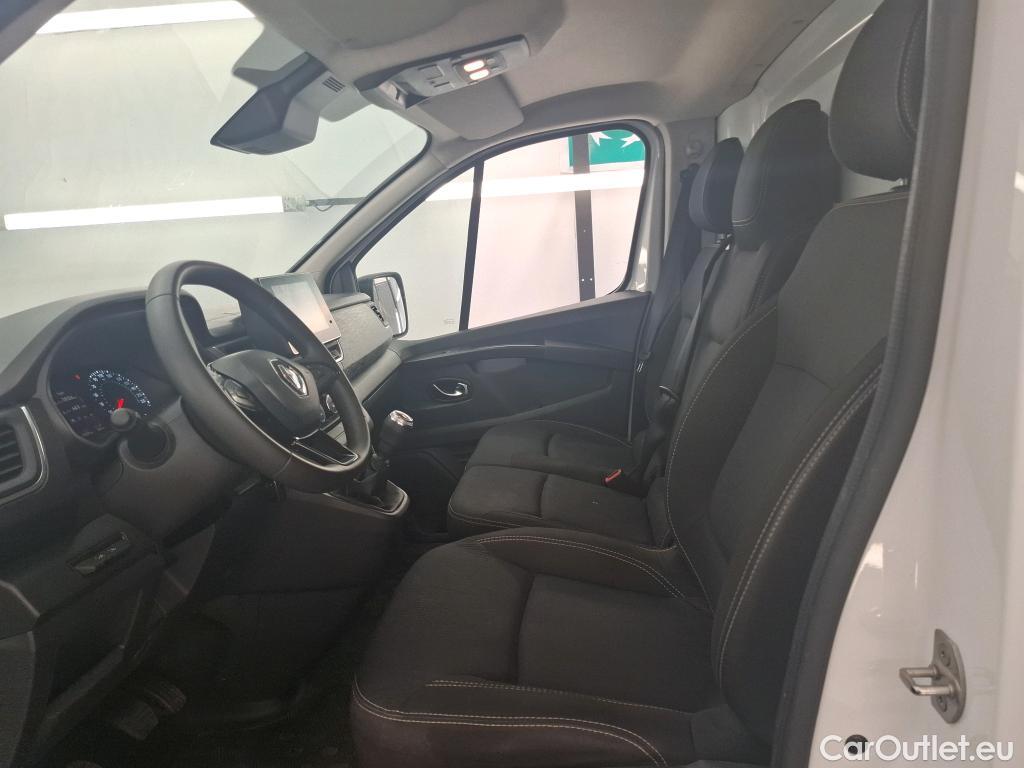  Renault  Trafic RENAULT  / 2021 / 4P / Fourgon tôlé FG GCF L2H1 3T Blue dCi 130 #10