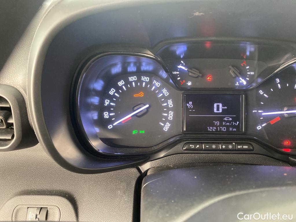  Toyota  Proace TOYOTA  City / 2019 / 4P / Fourgonnette 1.5 Medium 100 D-4D Business #3