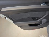  Volkswagen  Passat Volkswagen  1.5 TSI EVO 150 KM DSG Essence 4d #21
