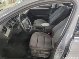  Volkswagen  Passat Volkswagen  Variant 1.5 TSI EVO 150 KM DSG Business 5d #15