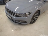  Volkswagen  Passat Volkswagen  Variant 1.5 TSI EVO 150 KM DSG Business 5d #46