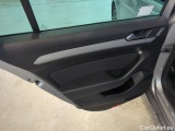  Volkswagen  Passat Volkswagen  Variant 2.0 TDI EVO 150 KM DSG Business 5d #29