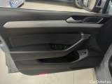  Volkswagen  Passat Volkswagen  Variant 2.0 TDI EVO 150 KM DSG Business 5d #32