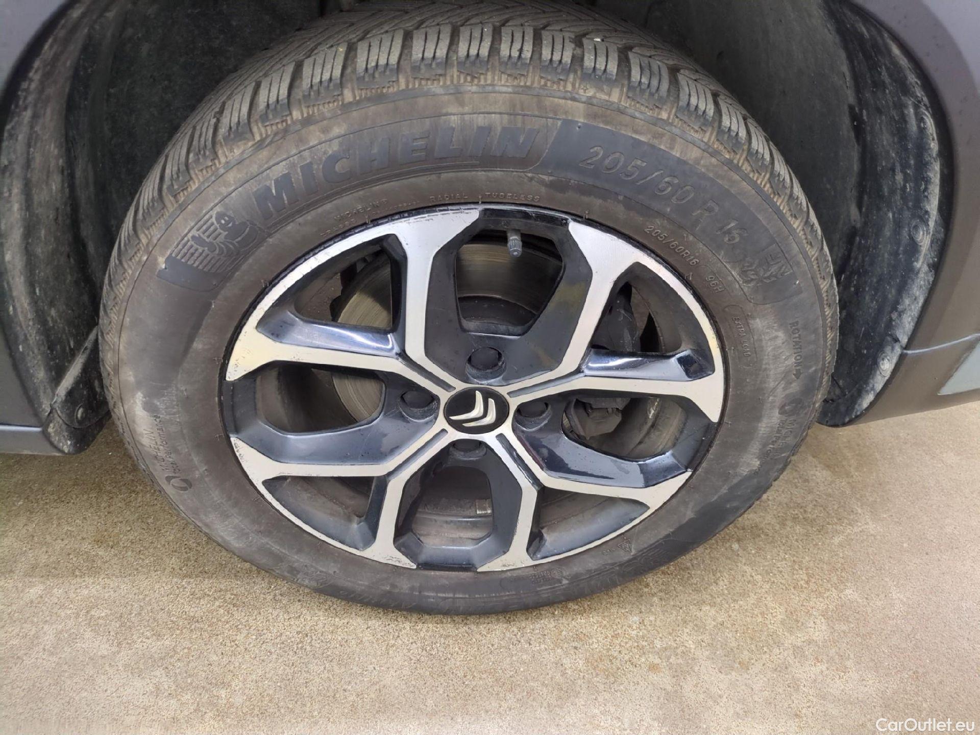  Citroen  C3  Aircross C-Series 1.2 PureTech 110CV BVM6 6E #9