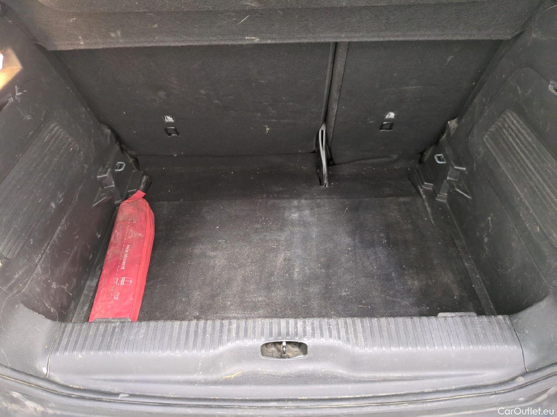  Citroen  C3  Aircross C-Series 1.2 PureTech 110CV BVM6 6E #3