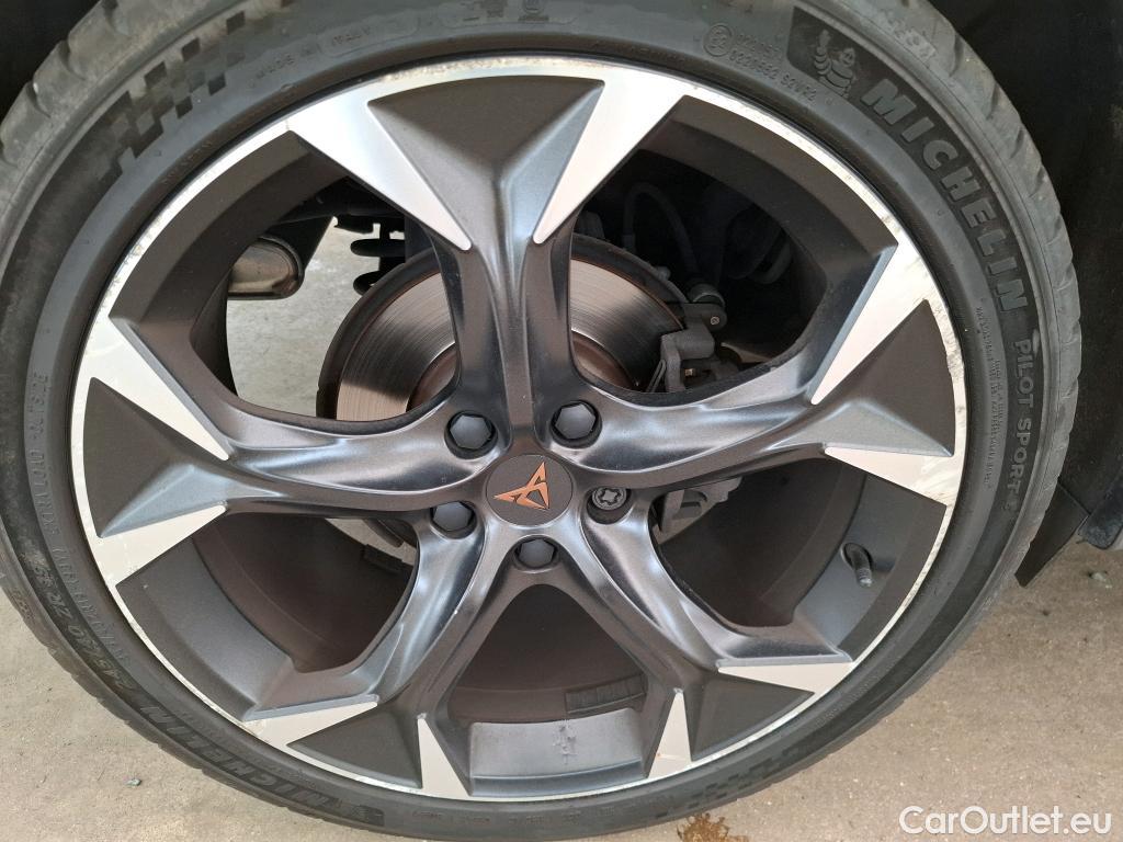  Cupra  Formentor CUPRA  / 2020 / 5P / SUV 1.5 TSI 150ch DSG7 V #28