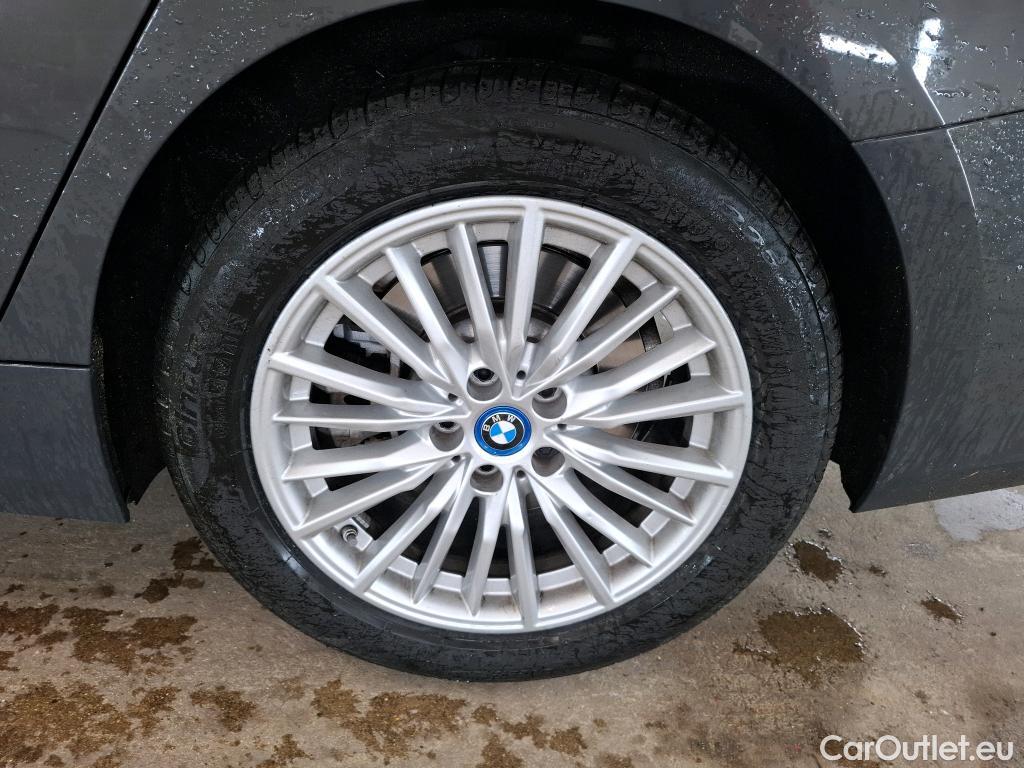  Bmw  Serie 3 BMW Série 3 Touring / 2019 / 5P / Break 320e 204ch Luxury BVA8 Hybride #6
