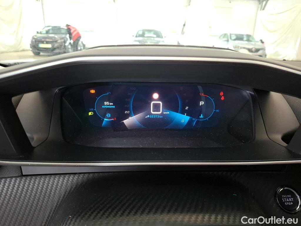  Peugeot  2008 PEUGEOT  / 2019 / 5P / Crossover PureTech 130 S&S EAT8 ALLURE PACK #32