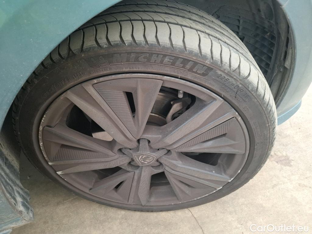  Peugeot  308  SW GT 1.2 PureTech 130CV BVA8 E6d #9