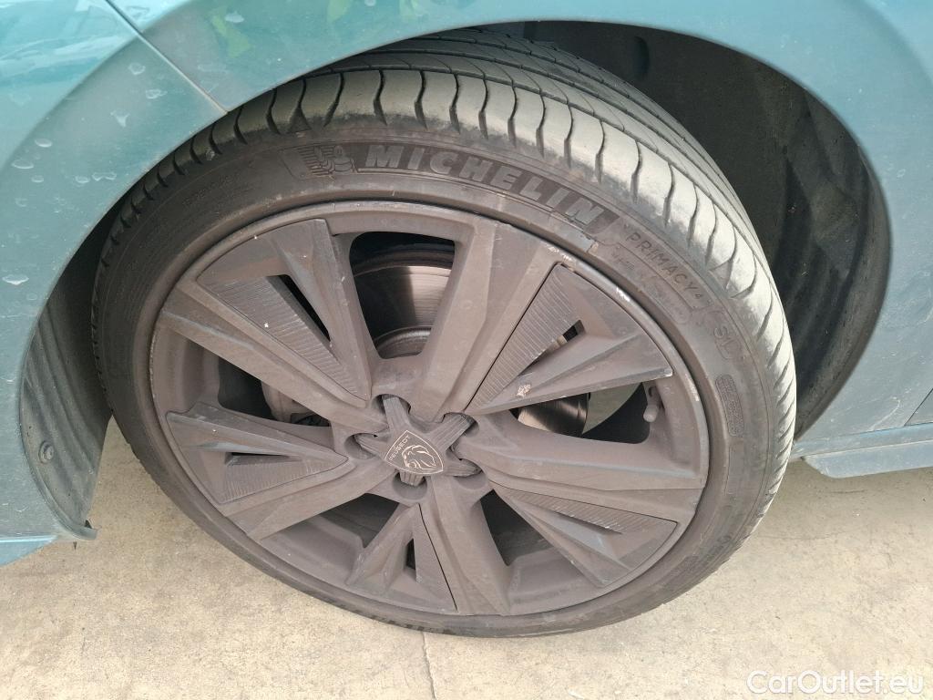 Peugeot  308  SW GT 1.2 PureTech 130CV BVA8 E6d #1