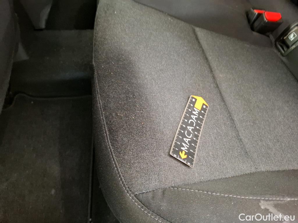  Renault  Clio  V Business 1.6 E-TECH Hybrid 140CV BVA6 E6d #17