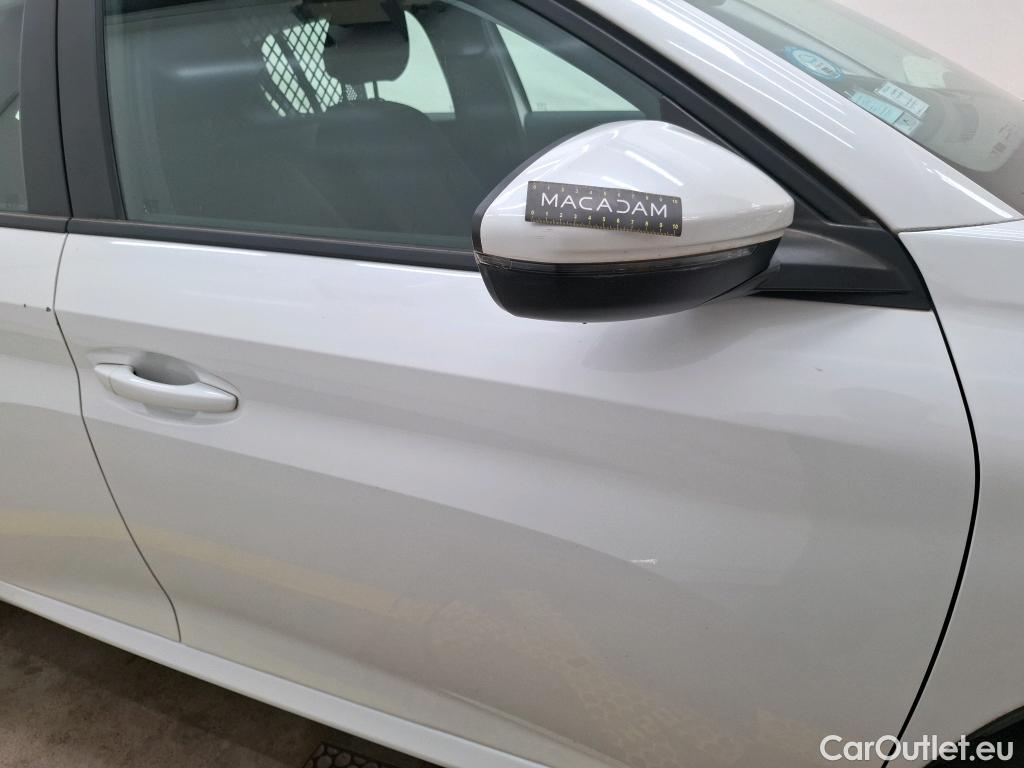  Peugeot  208  (e-) Active Business R 50kWh BVA / TRANSFO VP/VF #61