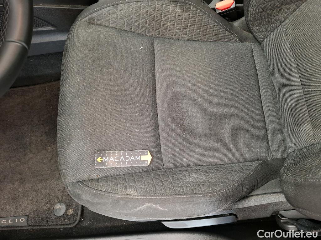  Renault  Clio  V Business 1.6 E-TECH Hybrid 140CV BVA6 E6d #18