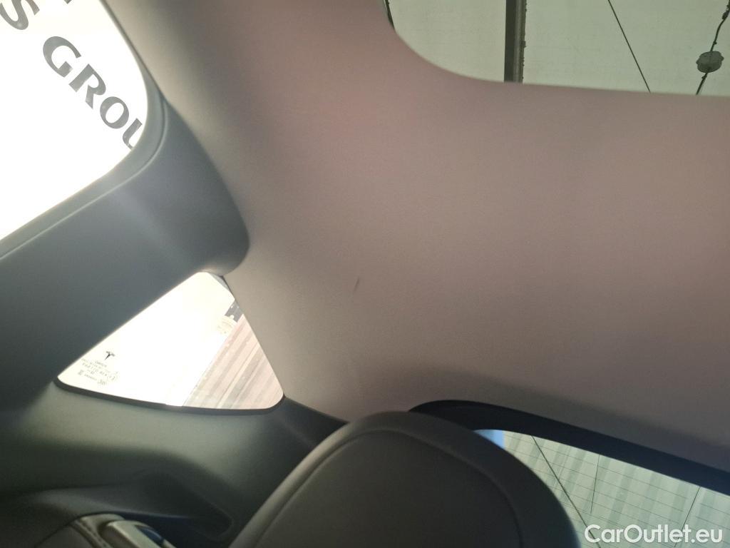  Tesla  Model Y TESLA  / 2021 / 5P / SUV RWD #9