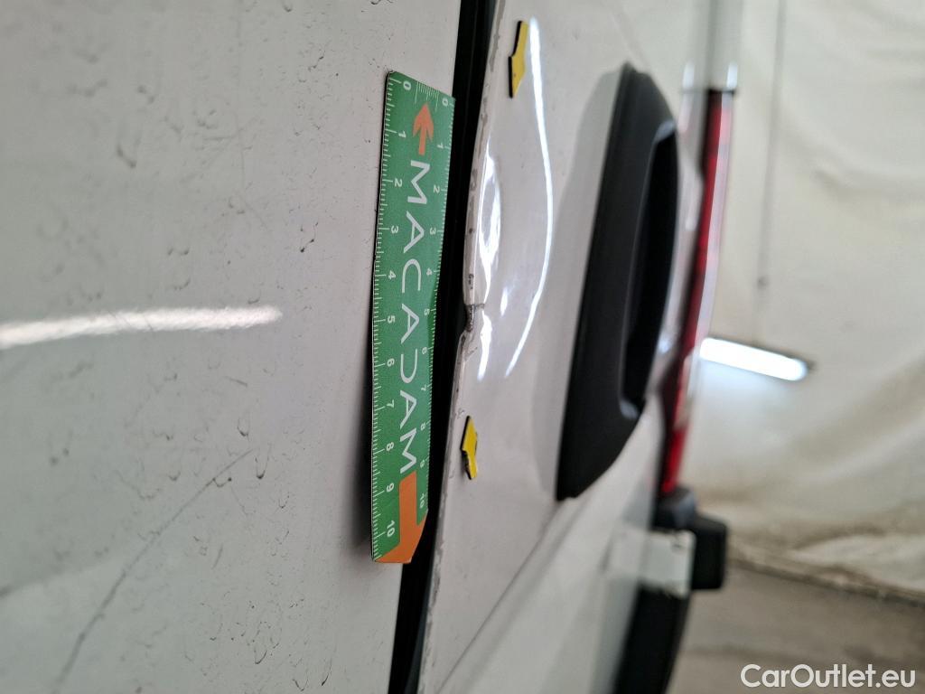  Citroen  Jumper CITROEN  CA VU 4p Fourgon 33 L2H1 BlueHDi 130 BVM6 Cab App Confort #59