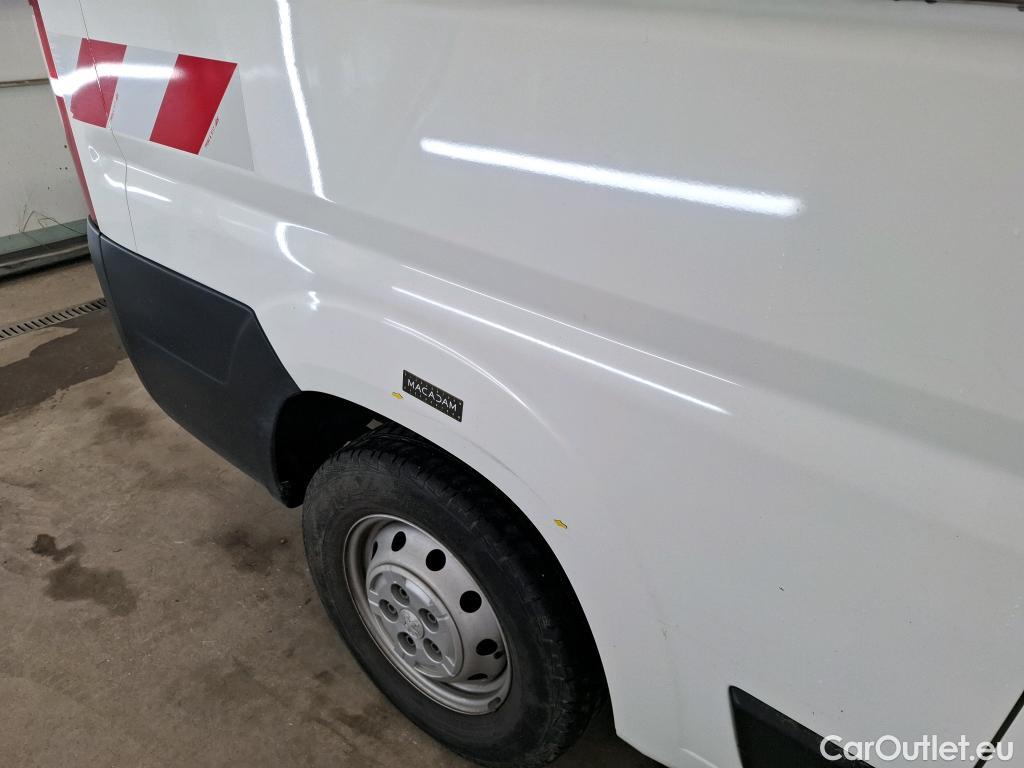  Peugeot  Boxer PEUGEOT  VU 4p Fourgon BLUEHDI 110 PREMIUM 330 L2H2 #59