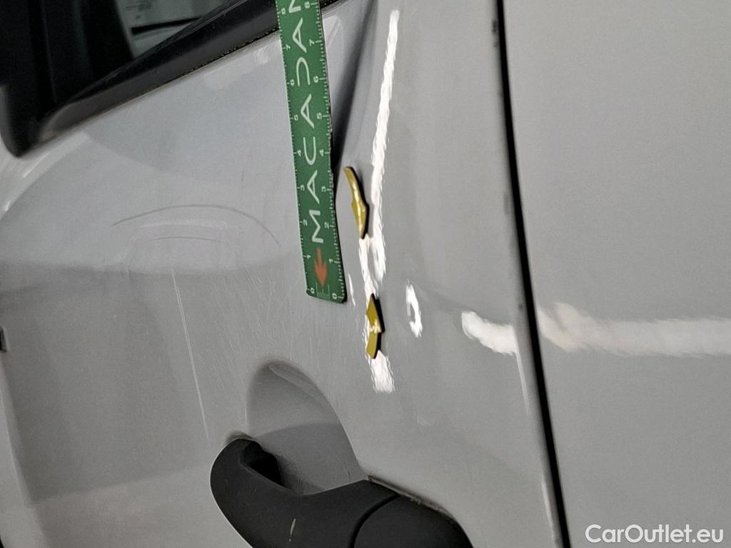  Renault  Kangoo  Z.E. 33 Confort BVA #25