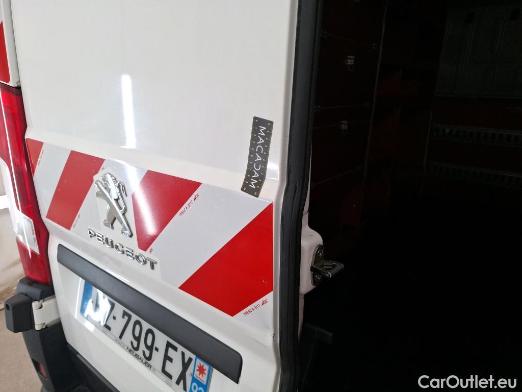  Peugeot  Boxer PEUGEOT  VU 4p Fourgon BLUEHDI 110 PREMIUM 330 L2H2 #36