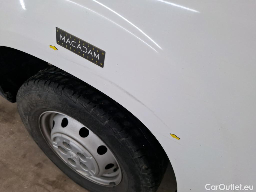  Peugeot  Boxer PEUGEOT  VU 4p Fourgon BLUEHDI 110 PREMIUM 330 L2H2 #60