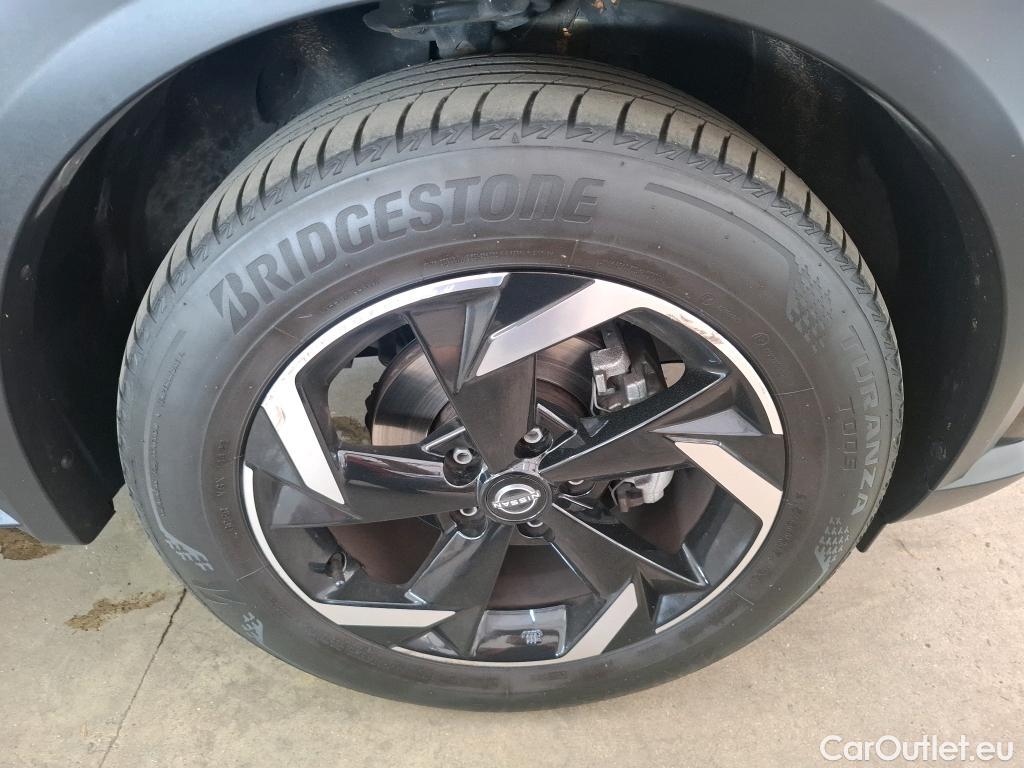  Nissan  Juke NISSAN  2019 5P Crossover Hybrid 143 Business+ #17