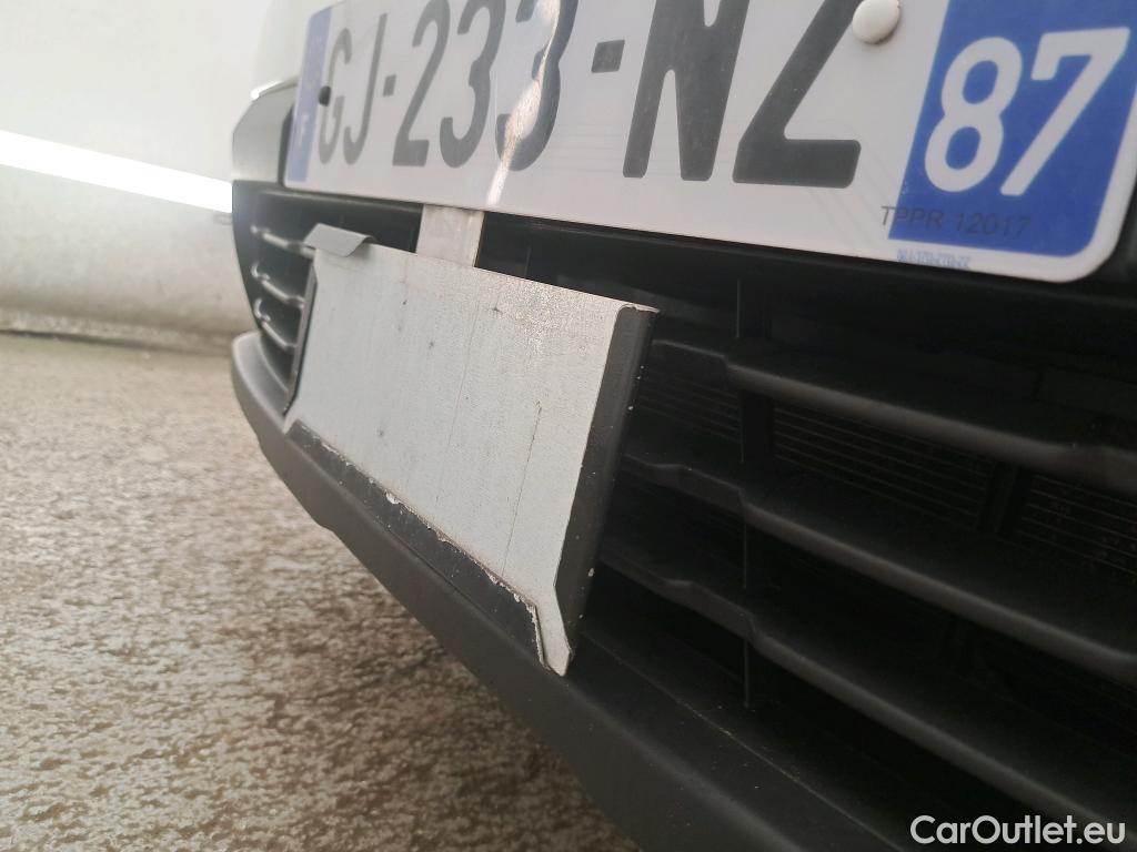  Renault  Trafic RENAULT  / 2021 / 4P / Fourgon tôlé FG CF L1H1 2T8 Blue dCi 130 #16