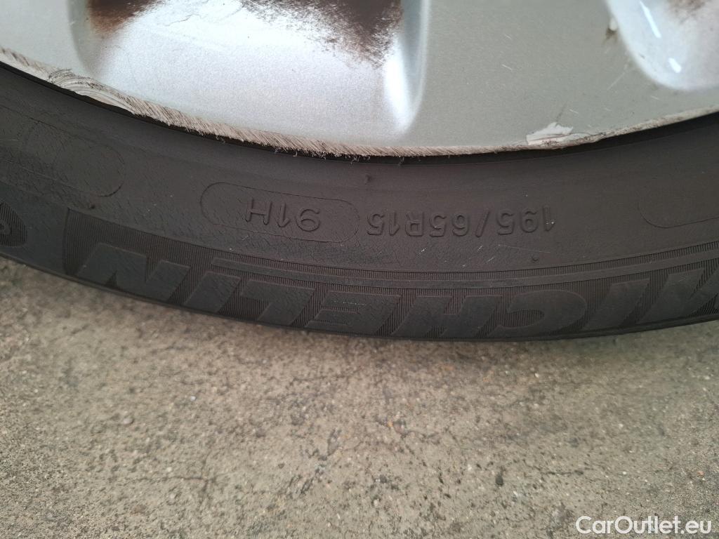  Citroen  C3  Feel 1.2 PureTech 80CV BVM5 E6 #9