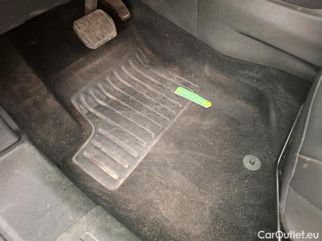  Citroen  C4  X Feel Pack 1.2 PureTech 130CV BVA8 6E #10