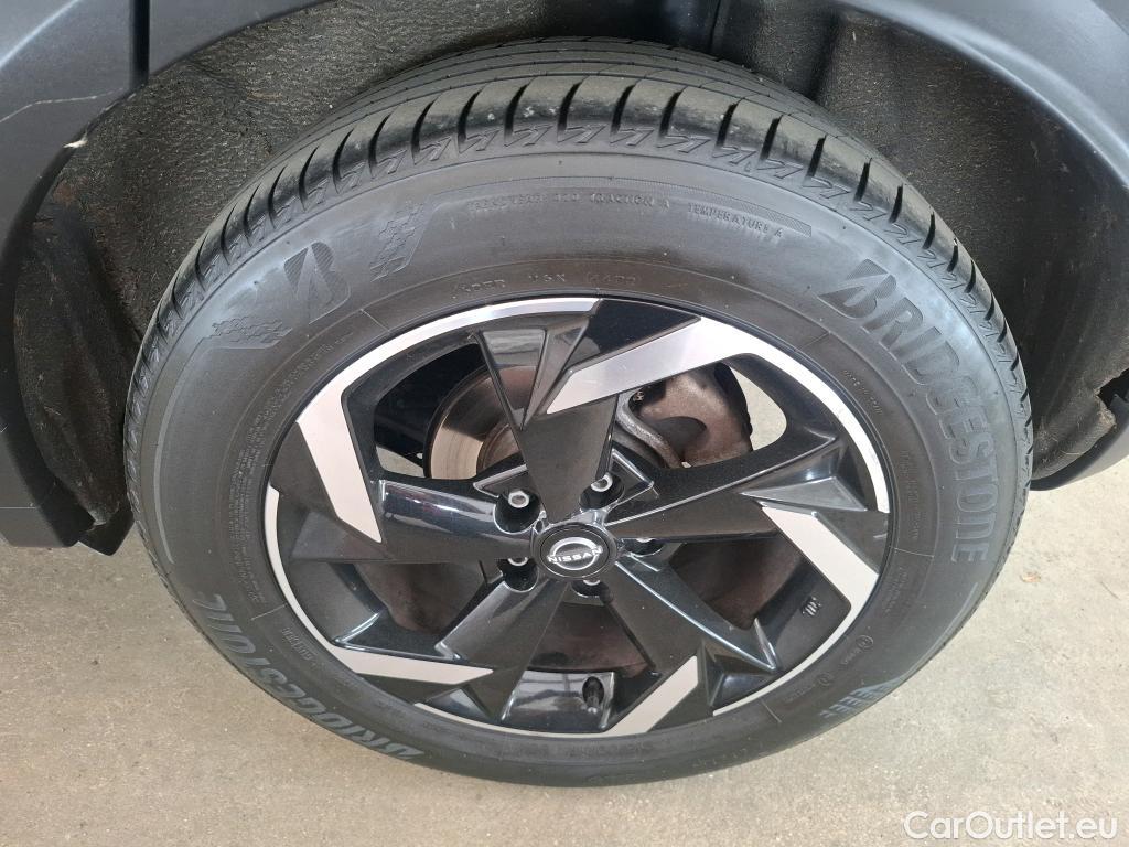  Nissan  Juke NISSAN  2019 5P Crossover Hybrid 143 Business+ #37