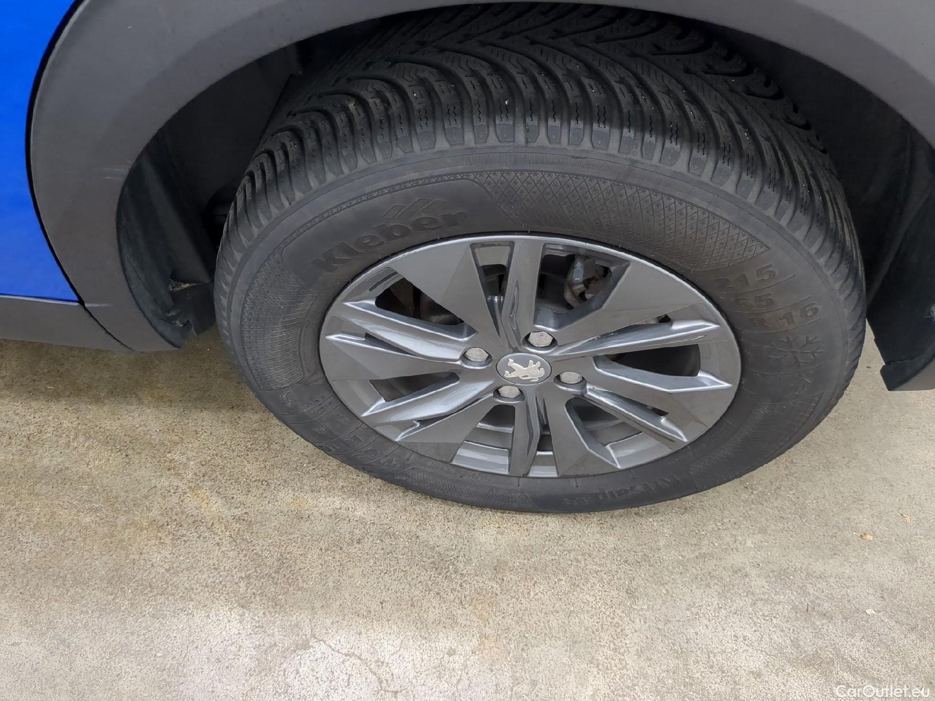  Peugeot  2008  Active Pack 1.2 PureTech 130CV BVA8 E6d #7