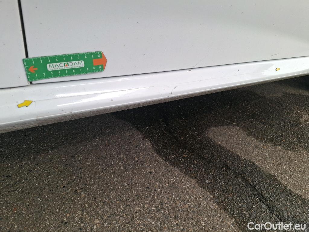  Peugeot  208  Active 1.2 PureTech 100CV BVM6 E6d #17