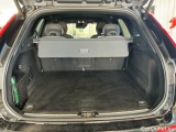  Volvo  XC60 B4 197hk R-design Läder H&K #13