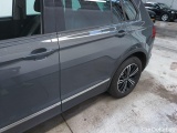  Volkswagen  Tiguan VOLKSWAGEN  DIESEL - 2021 2.0 TDI 150 SCR 4Motion Life BMT DSG 5d #36