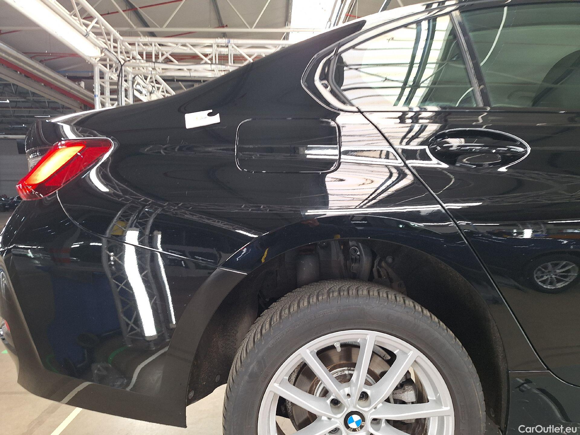 Bmw  Serie 3 BMW, 3-serie FL'22, 318i 115kw A #12