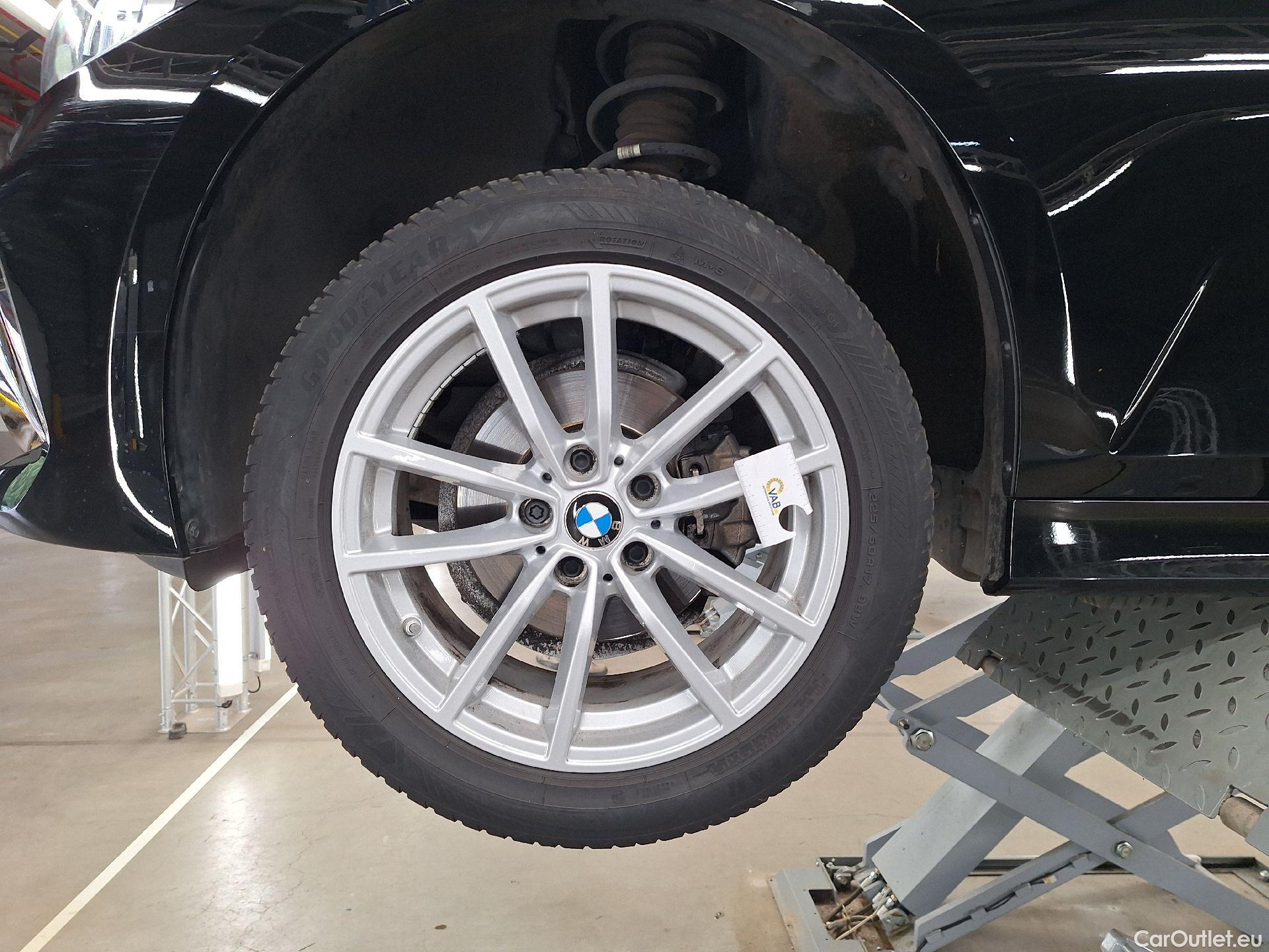  Bmw  Serie 3 BMW, 3-serie FL'22, 318i 115kw A #21