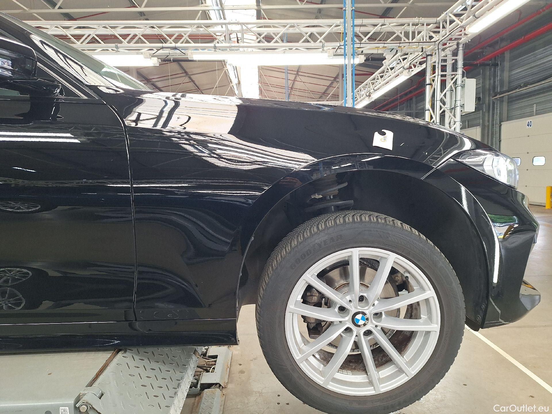  Bmw  Serie 3 BMW, 3-serie FL'22, 318i 115kw A #19